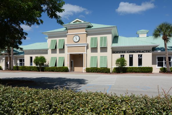 ST. JAMES PROFESSIONAL PLAZA: 219 NW Saint James Dr, Port St Lucie, FL 34983